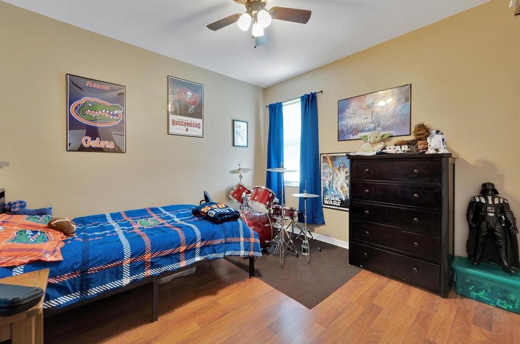 2207 Via Napoli St, Plant City FL  33566-1021 exterior