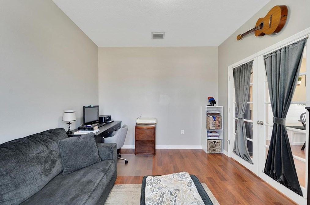 2207 Via Napoli St, Plant City FL  33566-1021 exterior