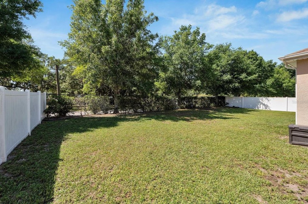 2207 Via Napoli St, Plant City FL  33566-1021 exterior