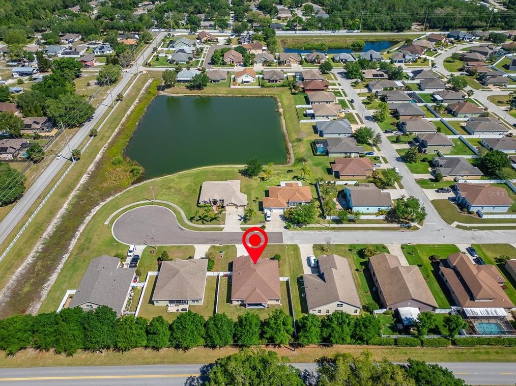 2207 Via Napoli St, Plant City FL  33566-1021 exterior