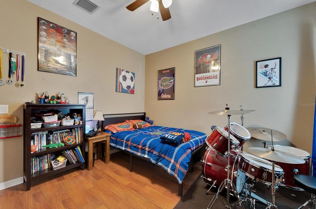 2207 Via Napoli St, Plant City FL  33566-1021 exterior