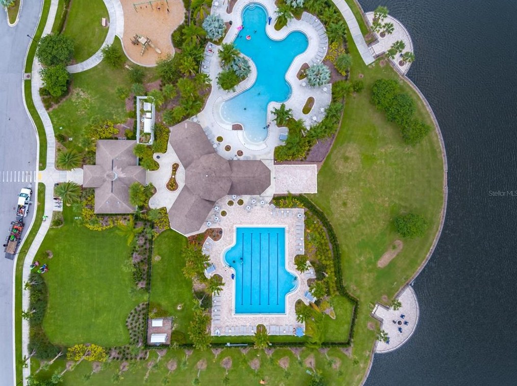 10103 Newminster Loop, Ruskin FL  33573-6727 exterior