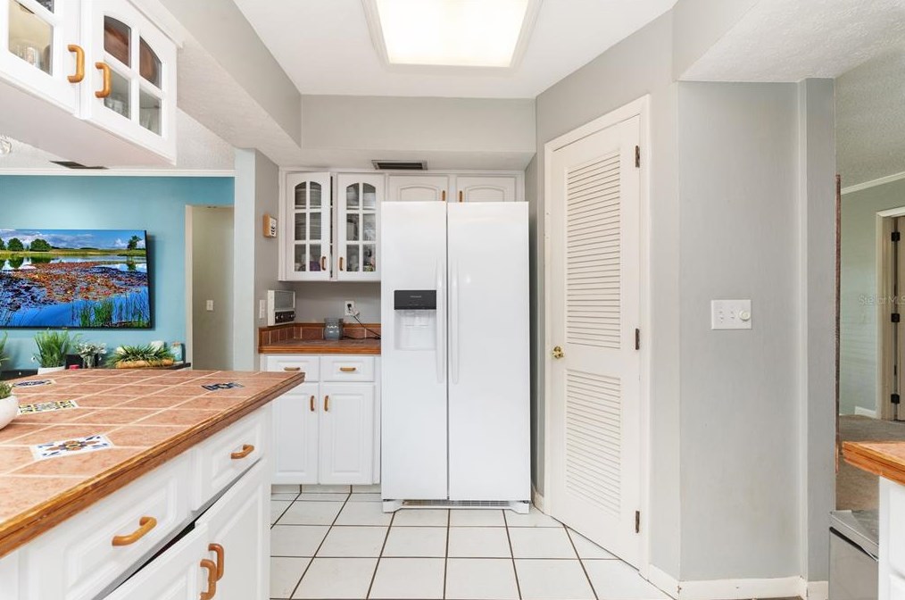 4618 San Paulo Ct, Lakeland FL  33813-2463 exterior