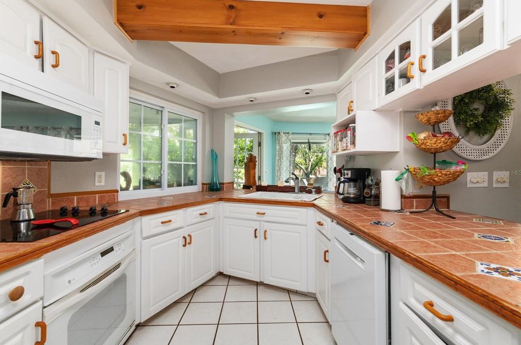 4618 San Paulo Ct, Lakeland FL  33813-2463 exterior