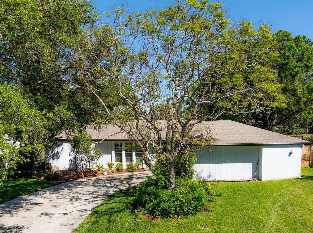 4618 San Paulo Ct, Lakeland FL  33813-2463 exterior