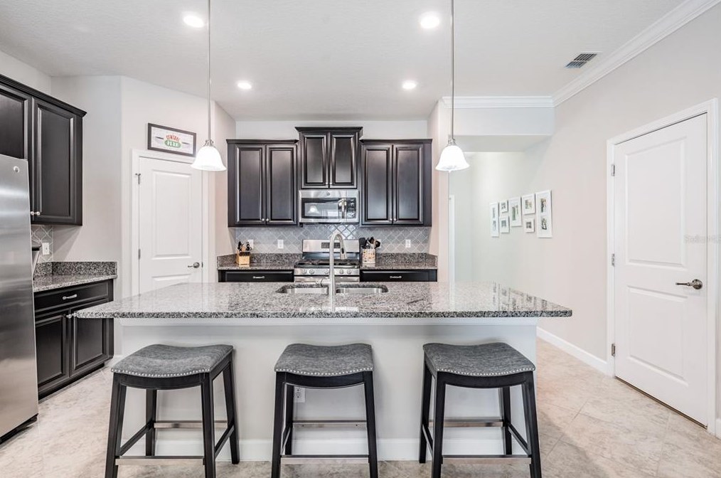 3116 Calvano Dr, Land O Lakes, FL 34639-5479
