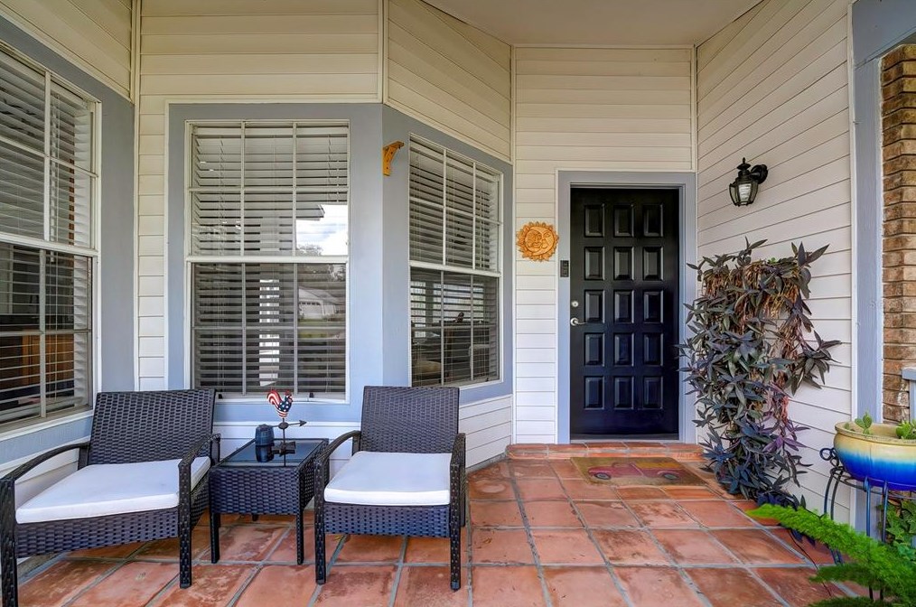 4130 Longfellow Dr, Plant City FL  33566-9526 exterior