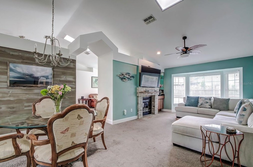 4130 Longfellow Dr, Plant City FL  33566-9526 exterior