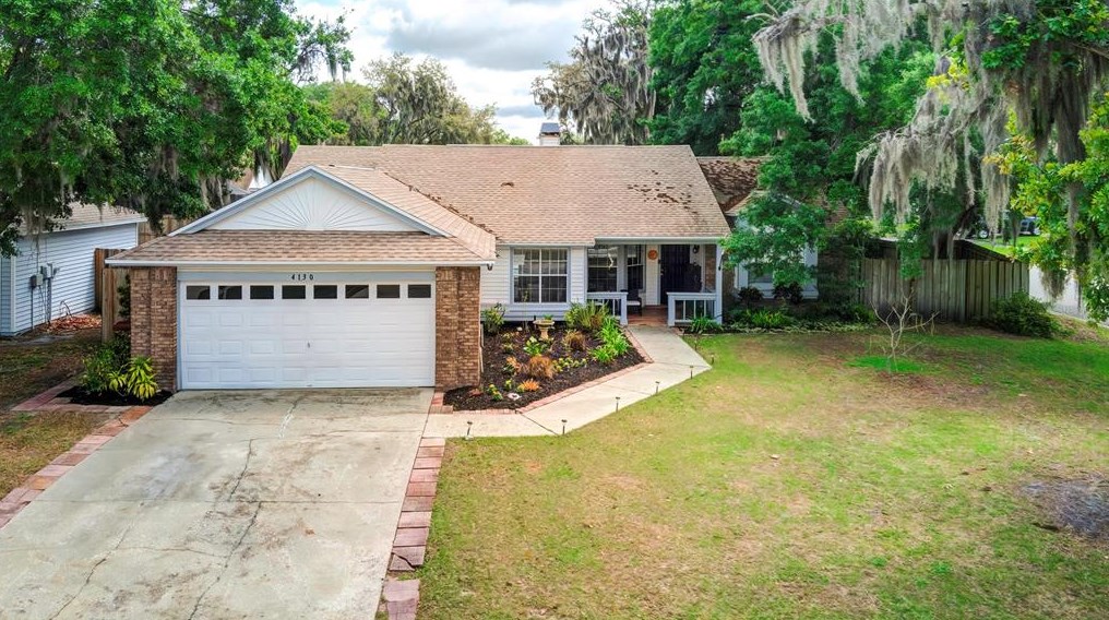 4130 Longfellow Dr, Plant City FL  33566-9526 exterior