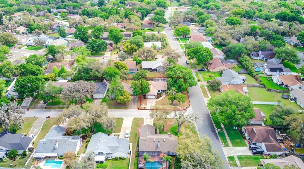 4130 Longfellow Dr, Plant City FL  33566-9526 exterior