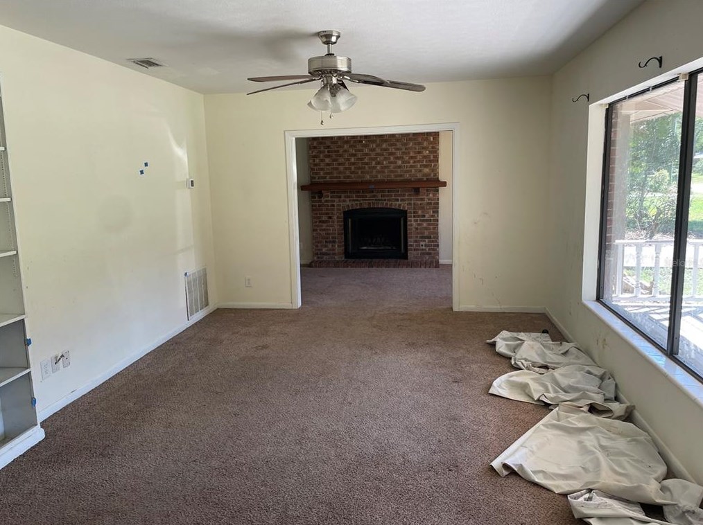 1015 Meadow Ln, Brandon, FL 33511