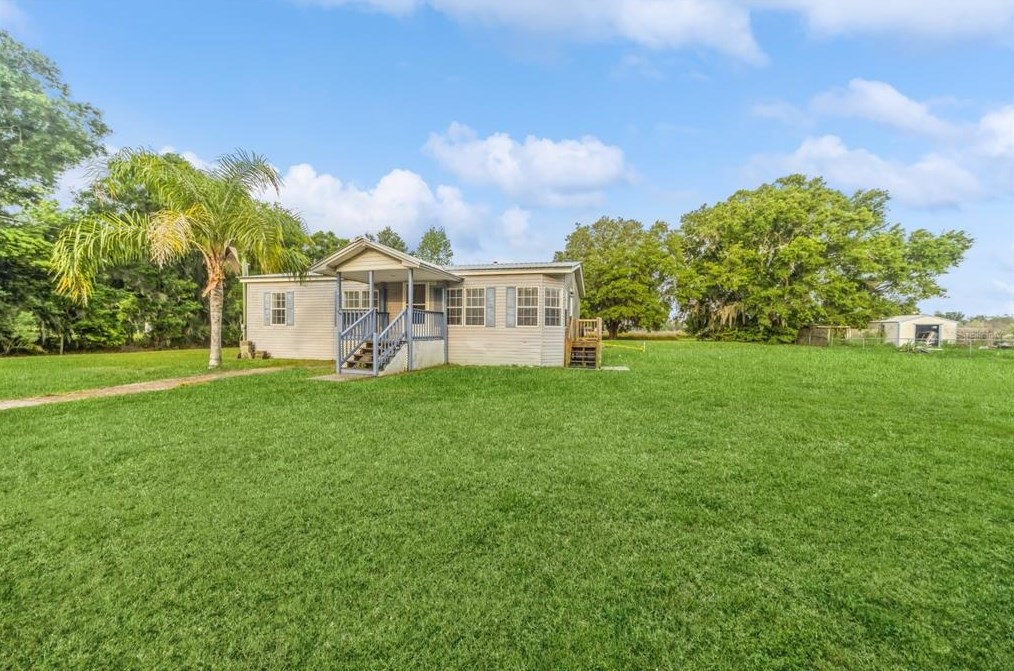 4009 Kayla Ranch Ln, Plant City, FL 33567-3695