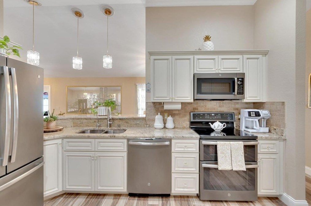 4558 Clubhouse Rd, Lakeland, FL 33812