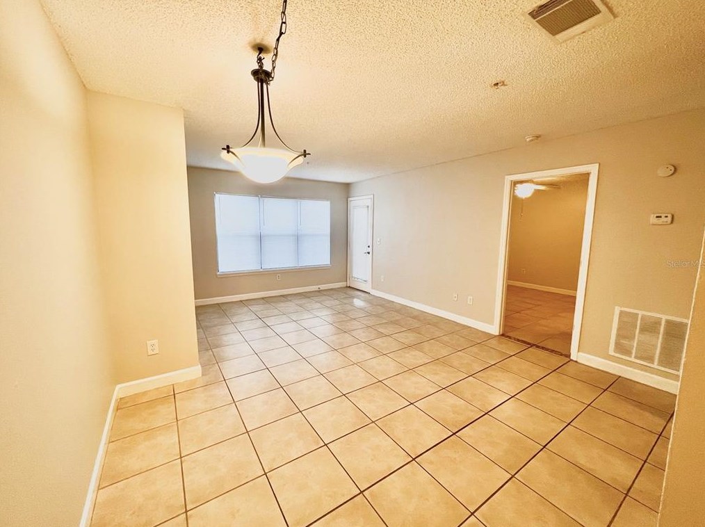 11901 4th St N #3105, Saint Petersburg, FL 33716