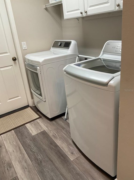 1615 Portsmouth Lk Dr, Brandon FL  33511-1877 exterior