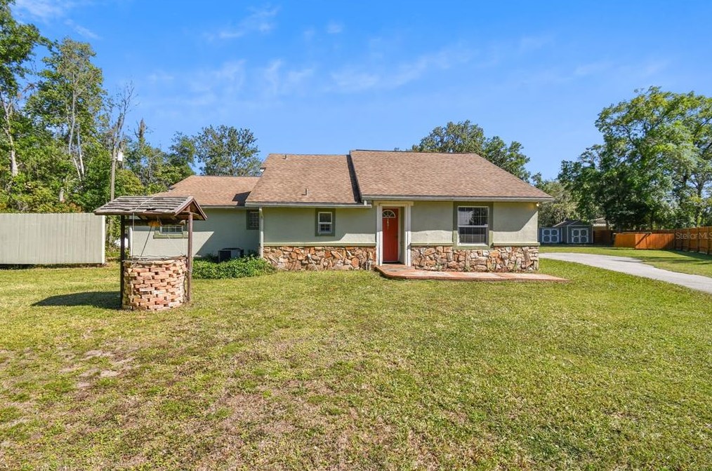 5691 Drexel Rd, Land O Lakes FL  34638-3010 exterior