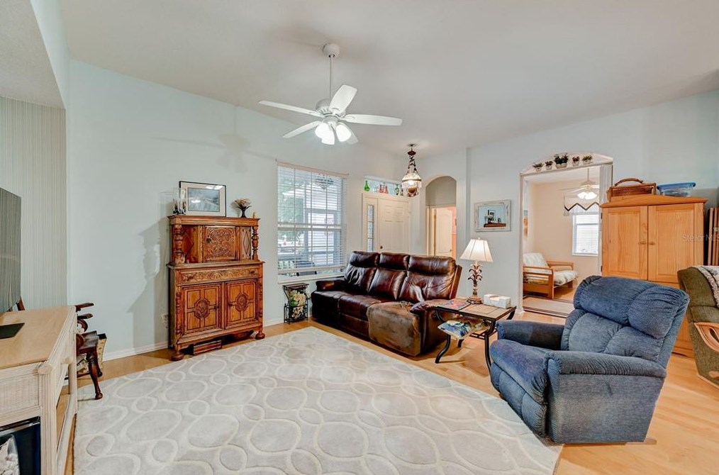 2244 Preservation Green Ct, Ruskin, FL 33573