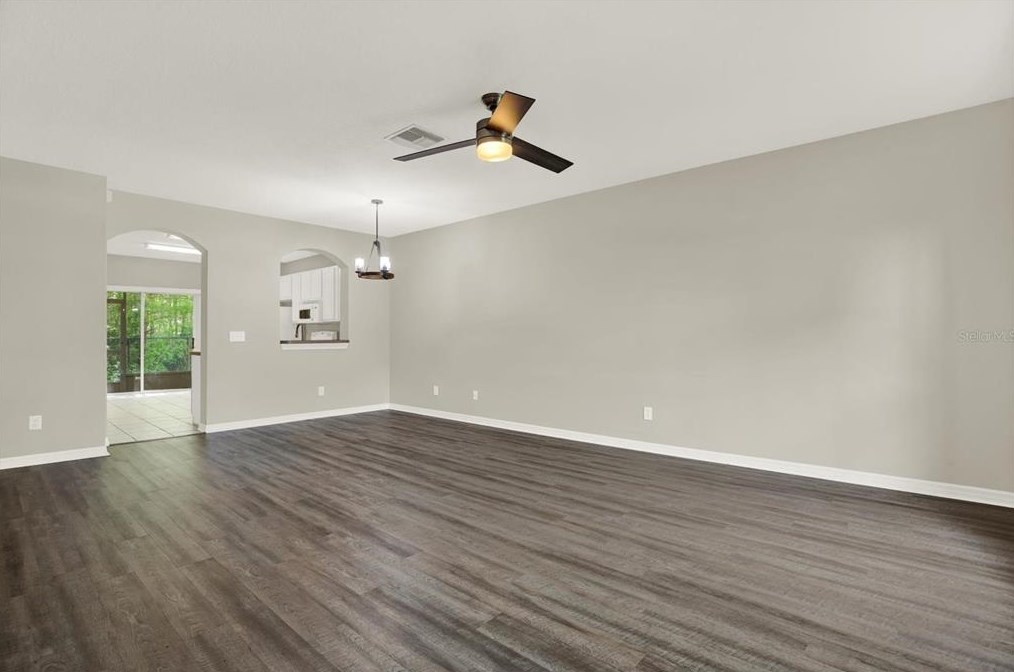 16547 Swan View Cir, Odessa, FL 33556-4951