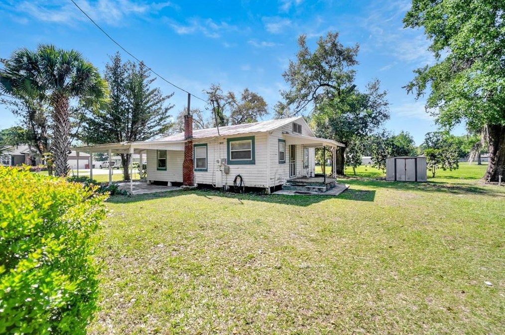 2707 Franklin St, Plant City FL  33563-8947 exterior