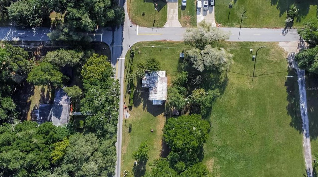 2707 Franklin St, Plant City FL  33563-8947 exterior