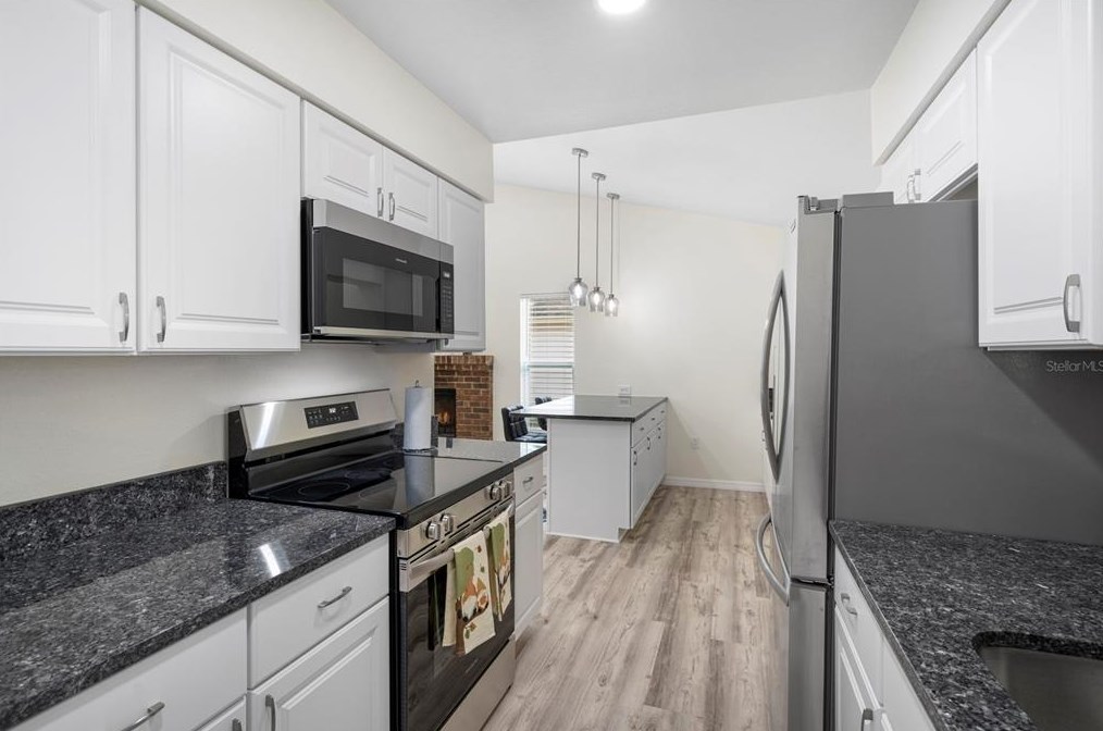 3838 Whitedove Dr, Lakeland FL  33812-4358 exterior