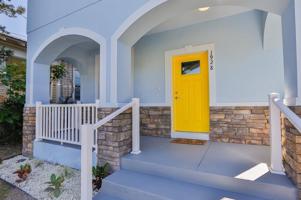 1928 Union St, Tampa FL  33607-4325 exterior