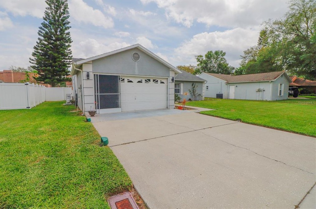 7242 Fairwood Ave, New Port Richey, FL 34653