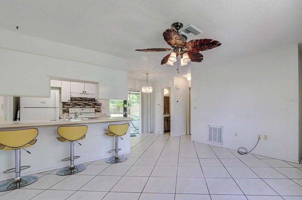 5249 Courtland Rd, Brooksville FL  34608-2326 exterior