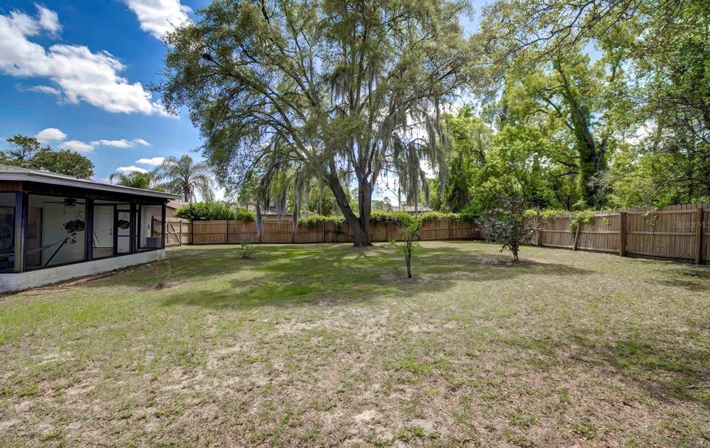 5249 Courtland Rd, Brooksville FL  34608-2326 exterior