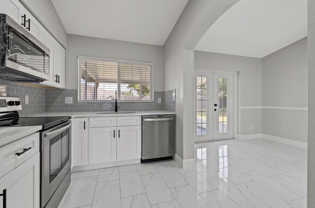 12130 Buffington Ln, Riverview, FL 33579-4012