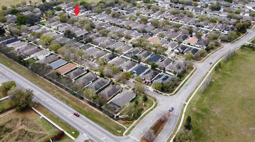 412 Thicket Crest Rd, Seffner, FL 33584-3745