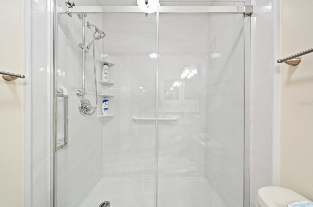 653 Timber Pond Dr, Brandon FL 33510-2937 exterior