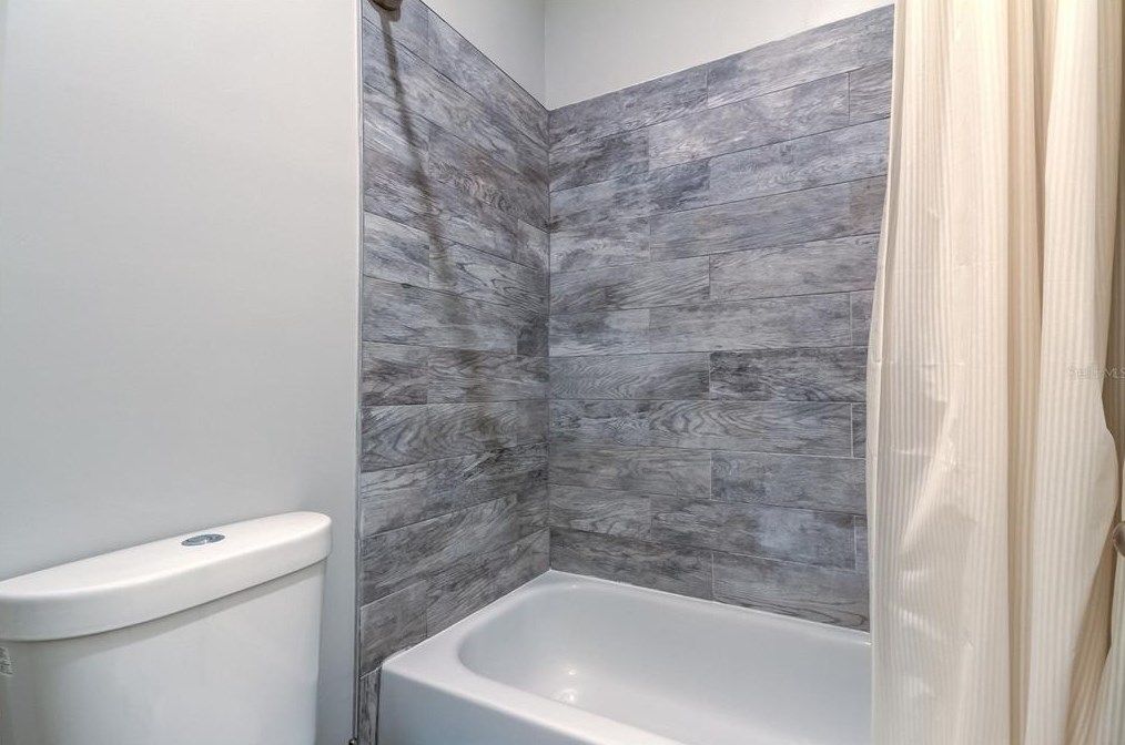 10302 Stone Moss Ave, Tampa FL 33647-3533 exterior