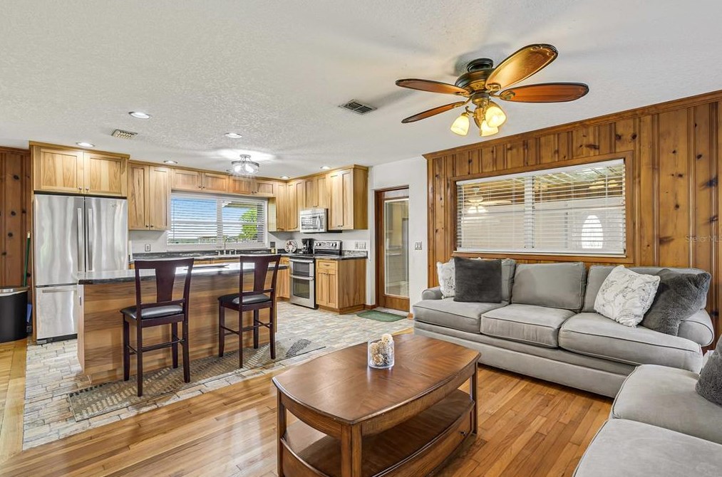 14748 Matt Barthle Rd, Dade City FL  33525-7332 exterior