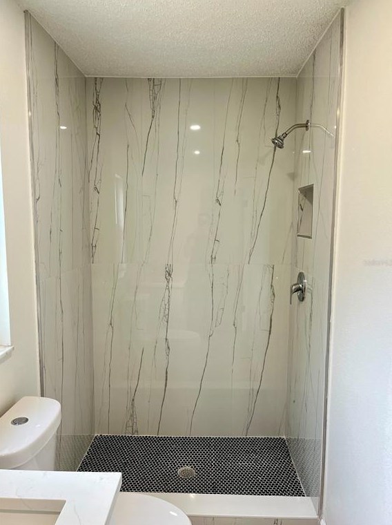 11020 Ashbourne Cir, Tampa FL  33624-5202 exterior