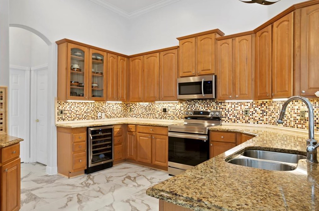 17922 Arbor Haven Dr, Tampa FL  33647-2917 exterior