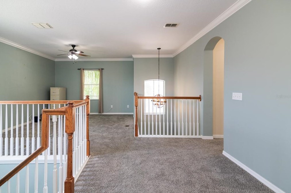 30618 Latourette Dr, Zephyrhills FL 33545-7012 exterior