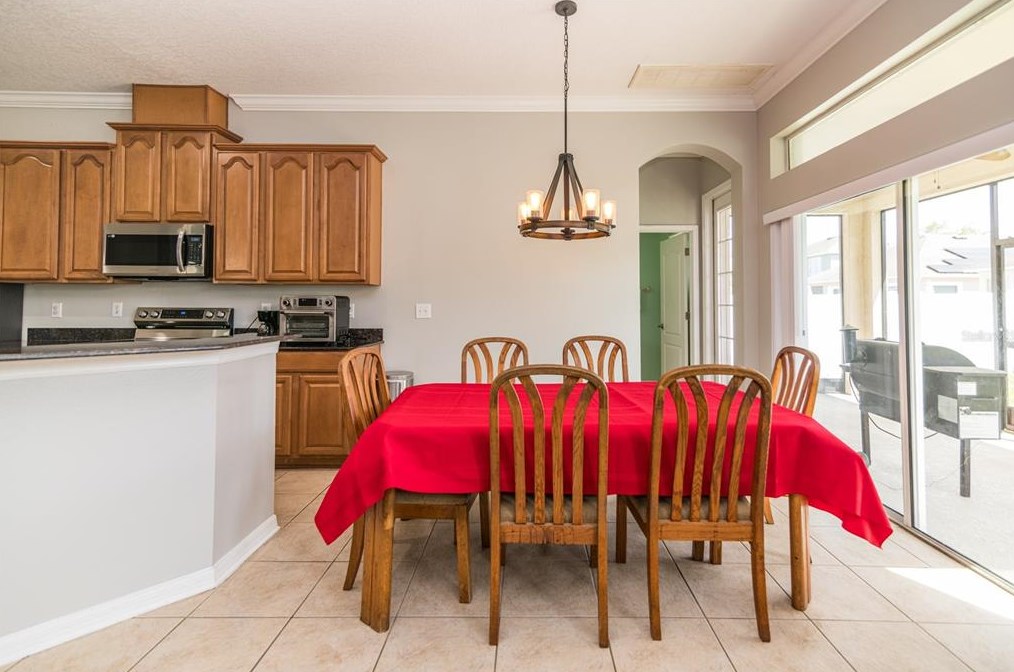 30618 Latourette Dr, Zephyrhills FL 33545-7012 exterior