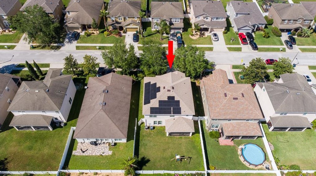 30618 Latourette Dr, Zephyrhills FL 33545-7012 exterior