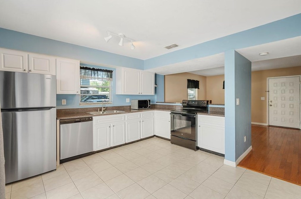 310 Delaware Ave, Tampa, FL 33606-2161