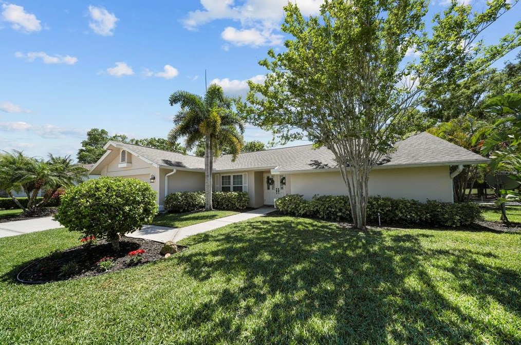 430 Cypress Creek Cir, Oldsmar FL  34677-2009 exterior