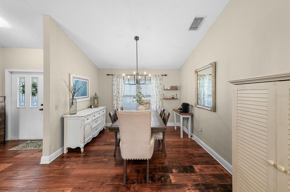 430 Cypress Creek Cir, Oldsmar FL  34677-2009 exterior