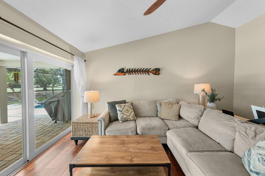 430 Cypress Creek Cir, Oldsmar FL  34677-2009 exterior