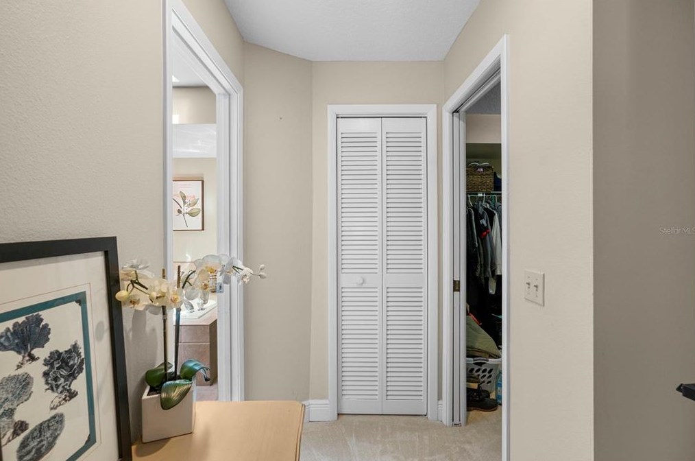 430 Cypress Creek Cir, Oldsmar FL  34677-2009 exterior