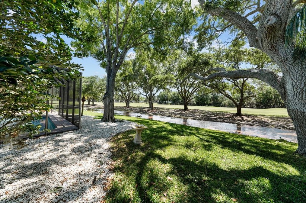 430 Cypress Creek Cir, Oldsmar FL  34677-2009 exterior