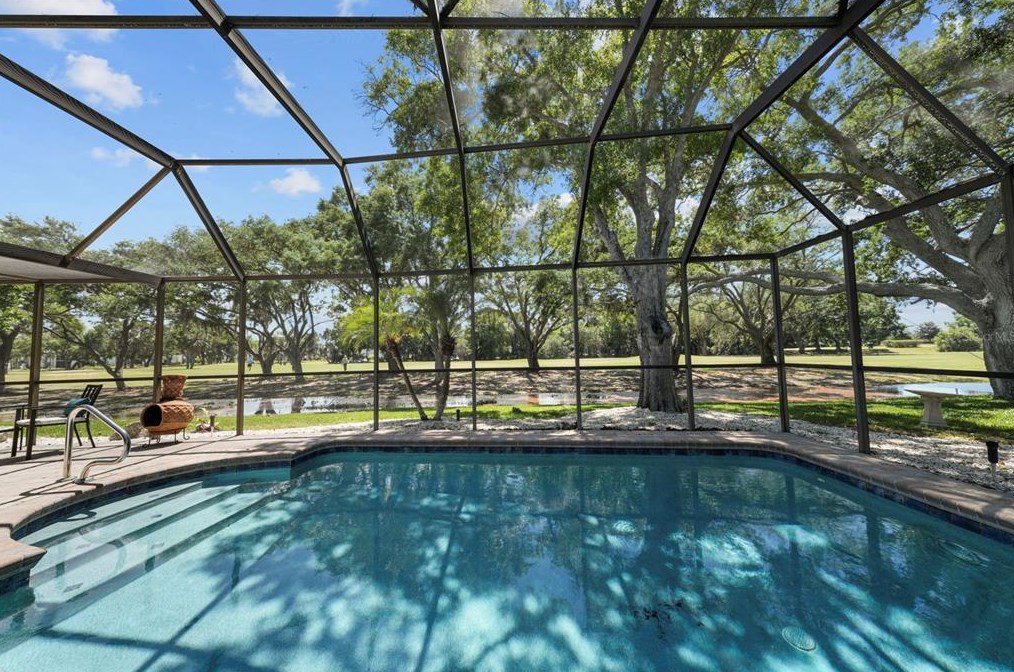 430 Cypress Creek Cir, Oldsmar FL  34677-2009 exterior