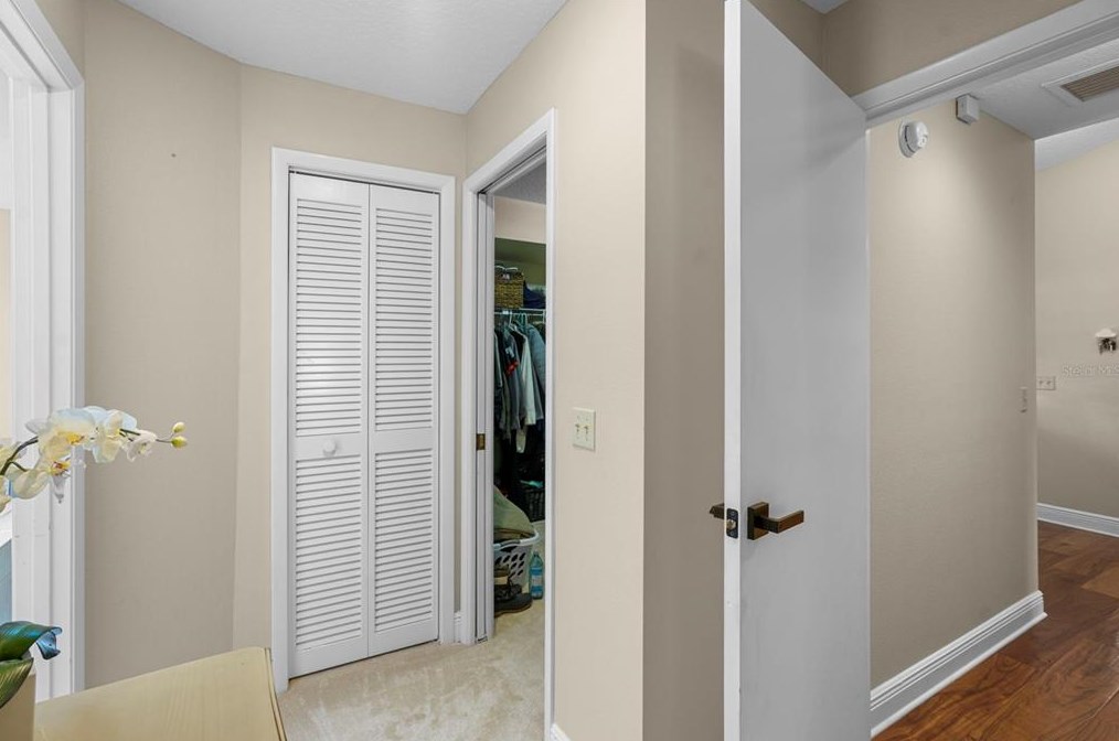 430 Cypress Creek Cir, Oldsmar FL  34677-2009 exterior