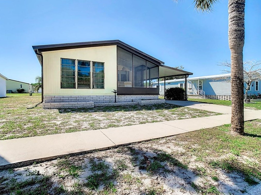 16913 Olivaud St, Port Richey, FL 34667-4821
