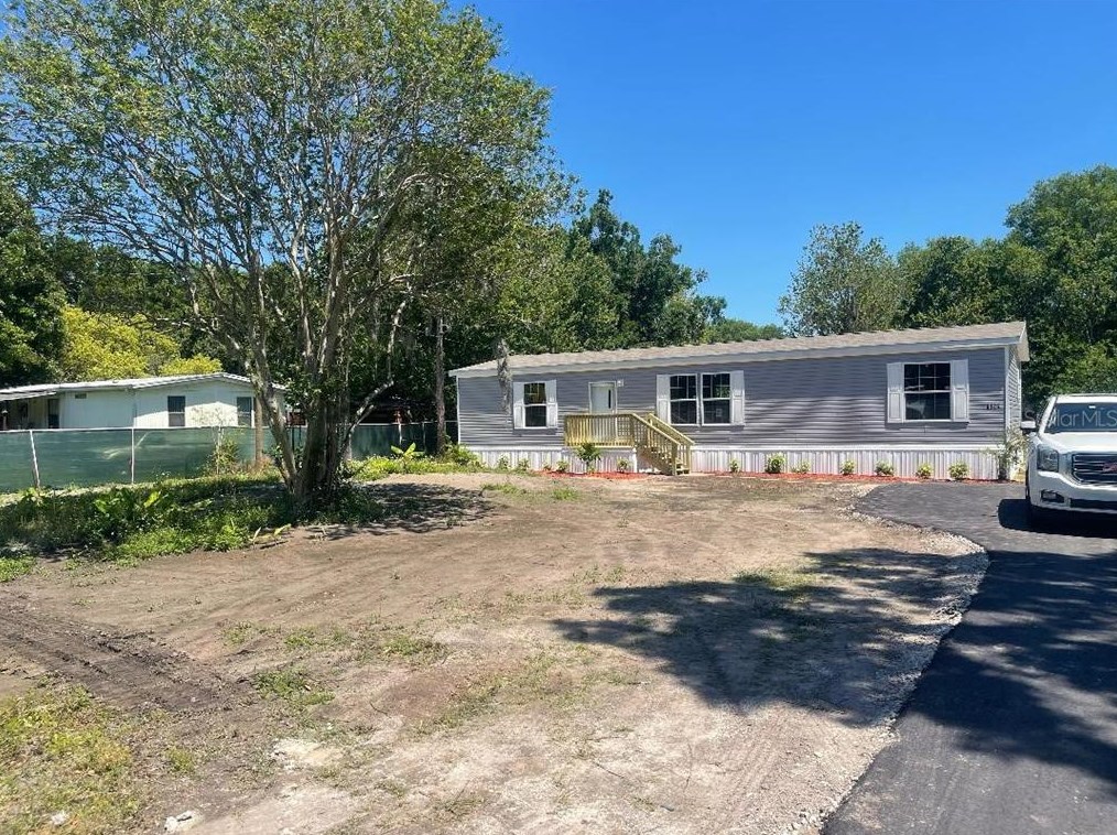 6126 Mangrove Dr, Zephyrhills, FL 33544-3138