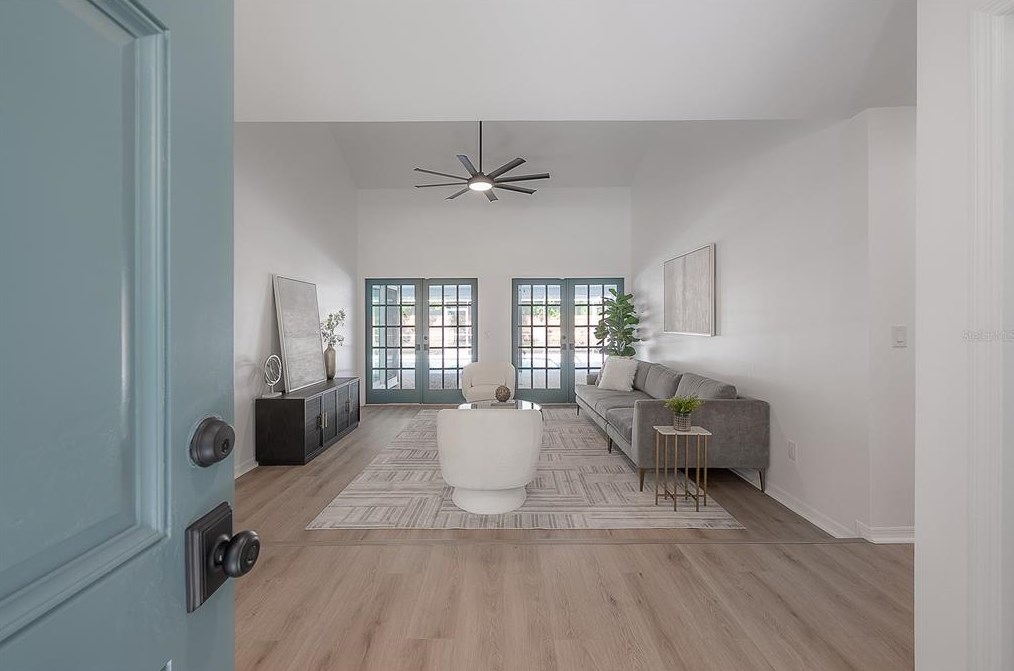 1046 Sylvia Ln, Tampa FL  33613-2007 exterior